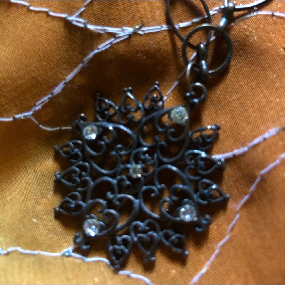 Vintage necklace 💰5/$25 any bundle purchase of 4+ exp 5/23/23)